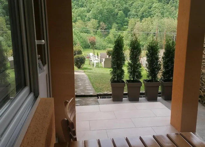 Sa Francuskim I Pomocnim Lezajem - Romansa